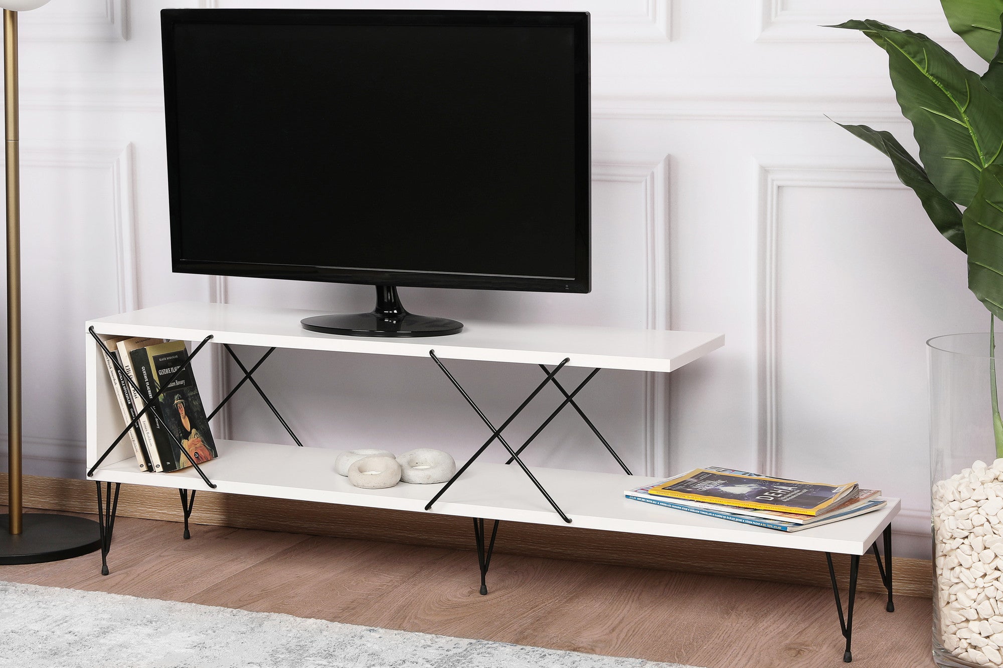 TV Stand Street - White